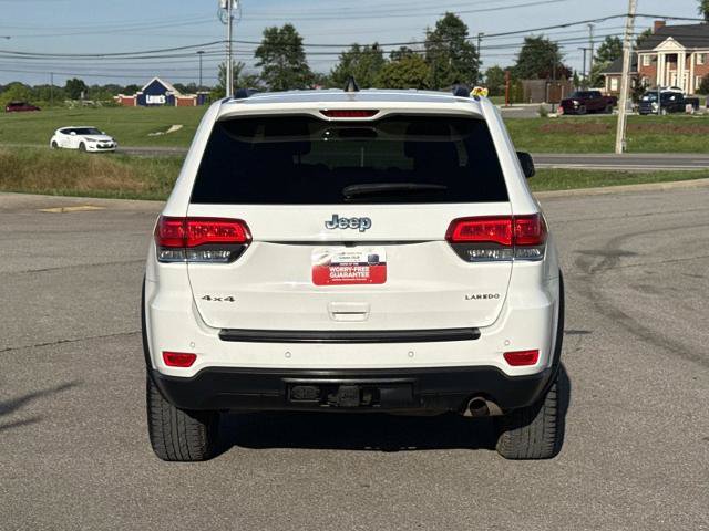 Used 2017 Jeep Grand Cherokee Laredo w/ Quick Order Package 23E AWD/4WD image 6