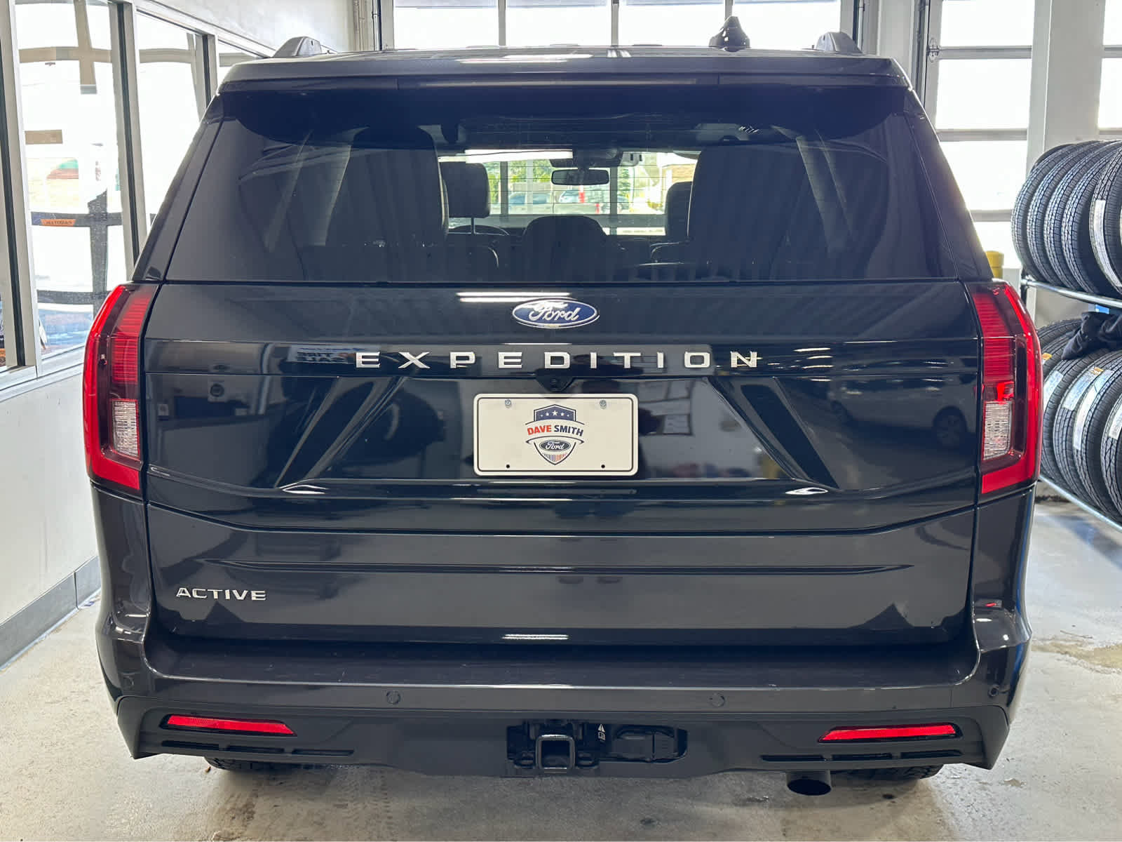 Certified 2025 Ford Expedition Active image 7