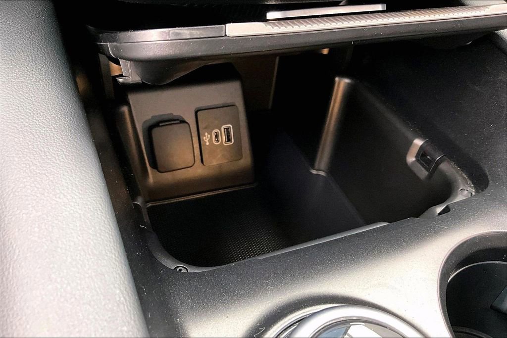 Certified 2025 Ford Explorer ST-Line w/ ST-Line Street Pack image 33