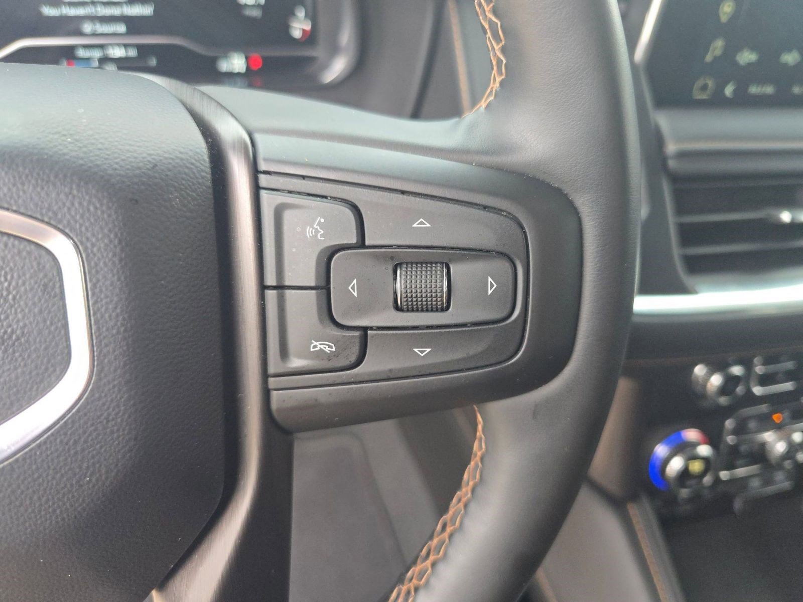 Used 2024 GMC Yukon AT4 w/ Technology Package image 21