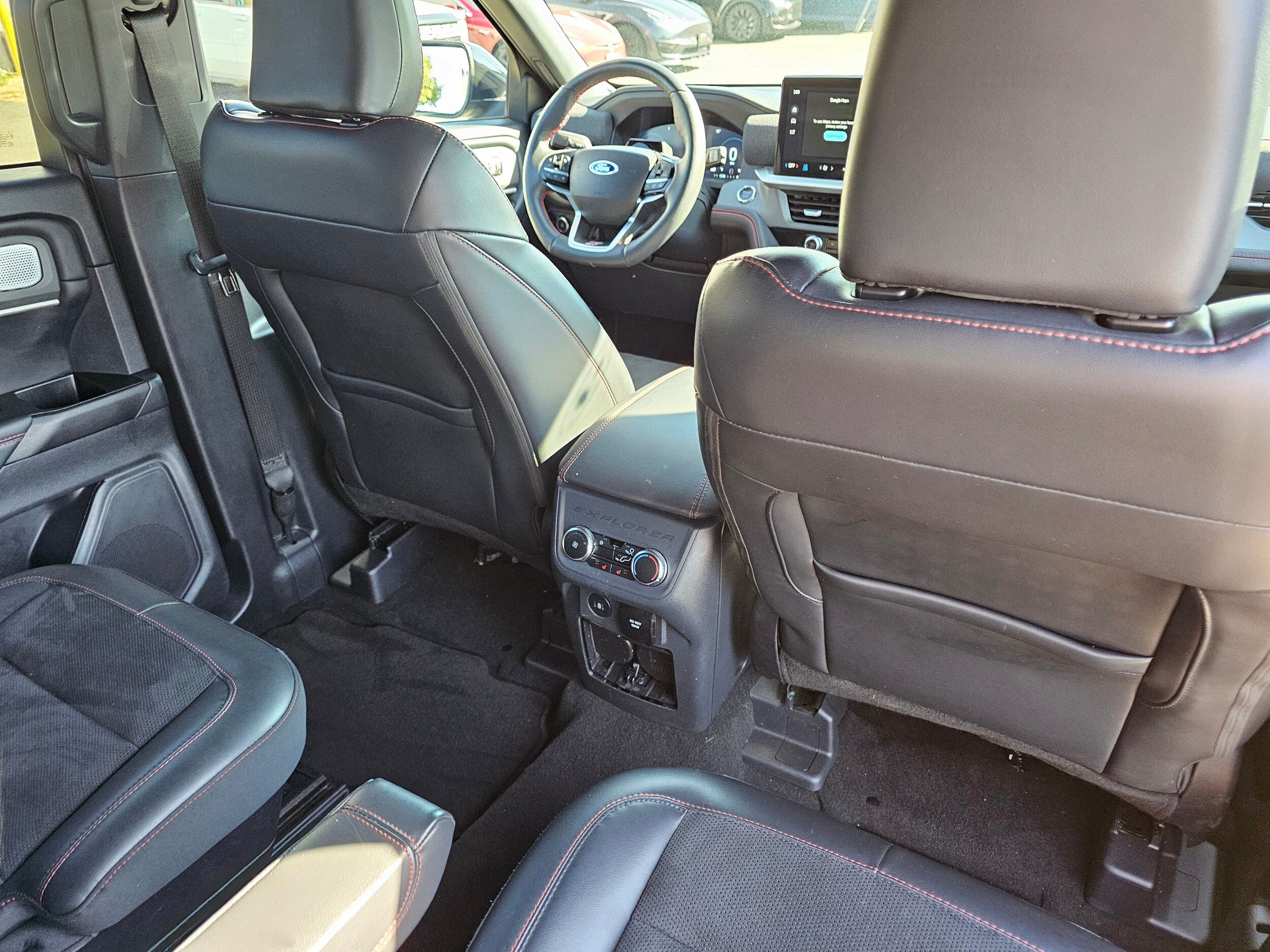 Certified 2025 Ford Explorer ST w/ Sun And Sound Package AWD/4WD image 15