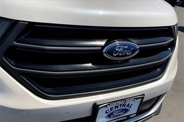 Certified 2017 Ford Edge Sport w/ Equipment Group 401A image 28