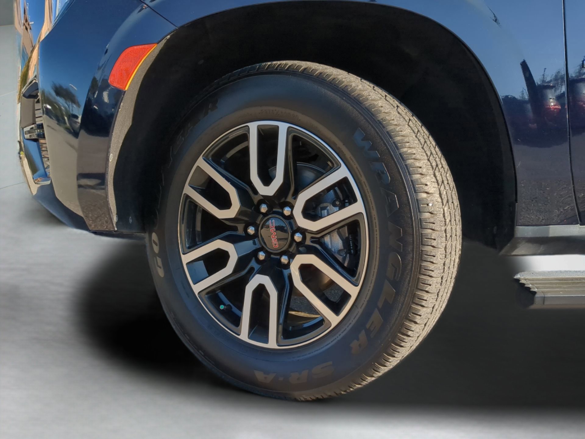 Used 2021 GMC Yukon XL AT4 w/ AT4 Premium Package image 67