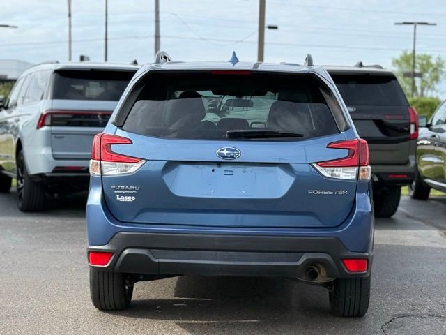 Used 2022 Subaru Forester Premium AWD/4WD image 39