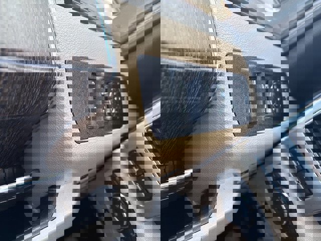 Certified 2021 Ford F250 Lariat w/ Lariat Value Package image 31