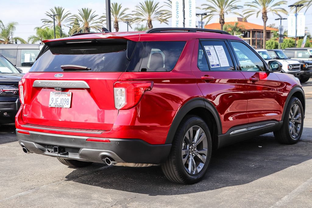 Certified 2023 Ford Explorer XLT w/ Equipment Group 202A RWD image 8