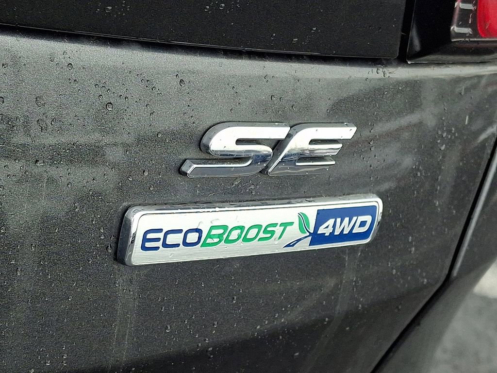 Certified 2018 Ford Escape SE w/ SE Sync 3 Package image 29