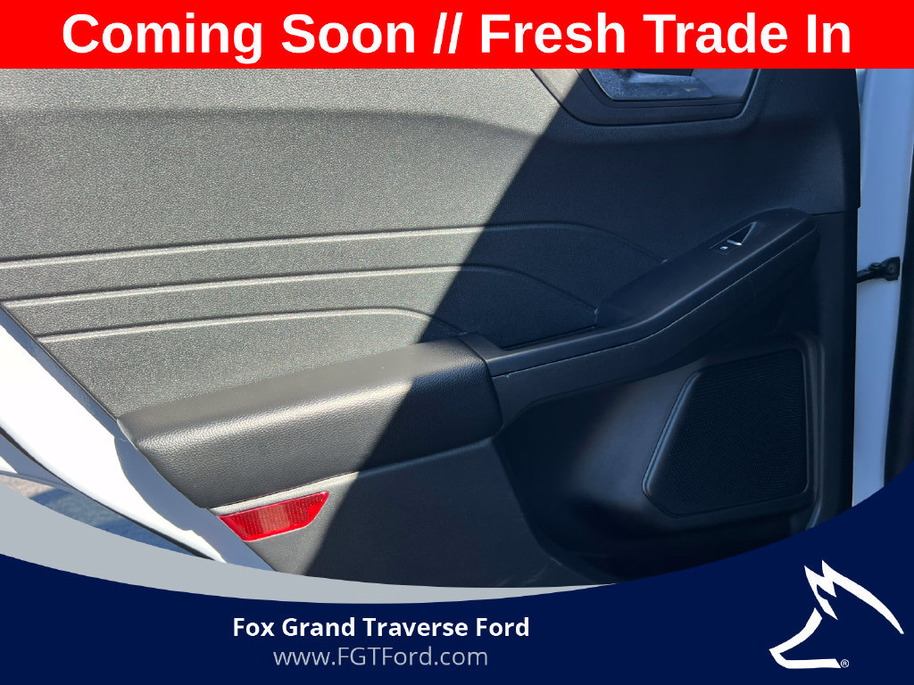 Certified 2025 Ford Escape ST-Line Select AWD/4WD image 33