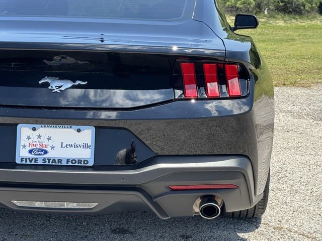Certified 2025 Ford Mustang Coupe RWD image 6