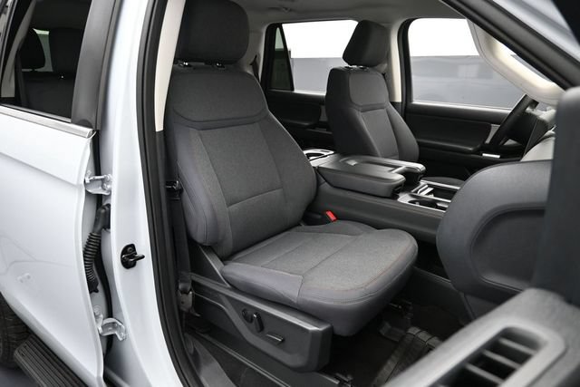 Certified 2025 Ford Expedition Active RWD image 34