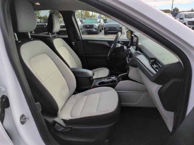Certified 2024 Ford Escape Active AWD/4WD image 15