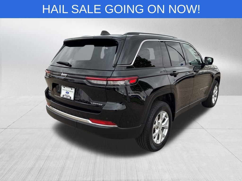 Used 2023 Jeep Grand Cherokee Limited AWD/4WD image 8