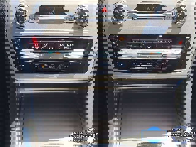 Certified 2022 Ford Explorer XLT w/ Equipment Group 202A image 17