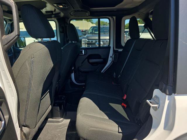 Used 2018 Jeep Wrangler Unlimited Sport S AWD/4WD image 17
