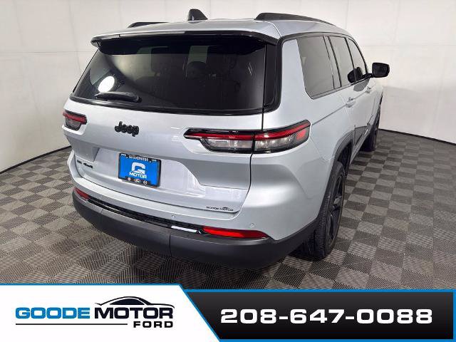 Used 2023 Jeep Grand Cherokee L Laredo AWD/4WD image 7