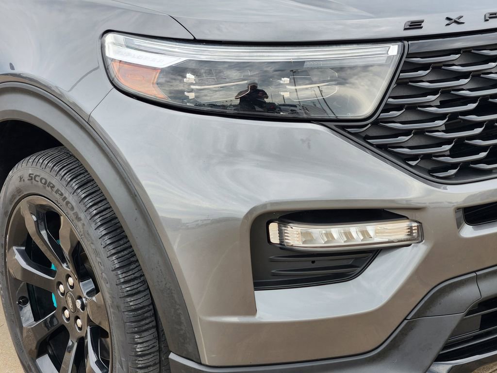 Certified 2022 Ford Explorer ST-Line w/ Class IV Trailer Tow Package RWD image 9