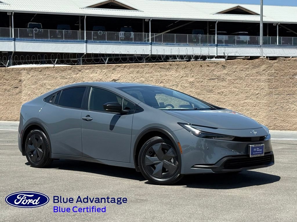 Used 2025 Toyota Prius LE