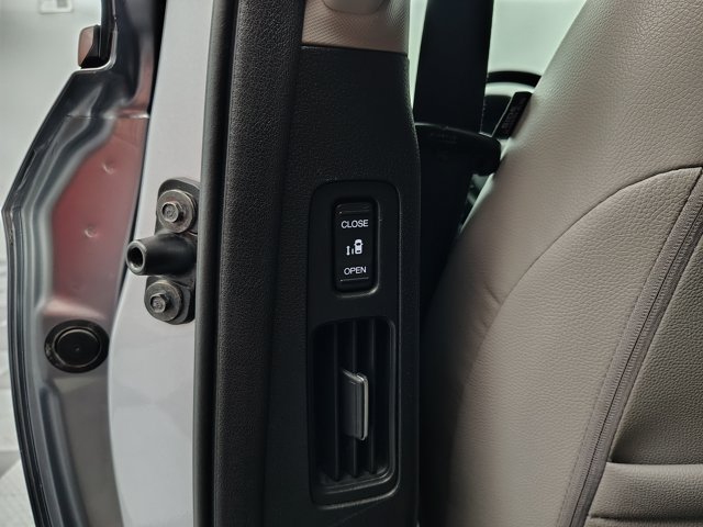 Used 2022 Honda Odyssey EX-L image 26