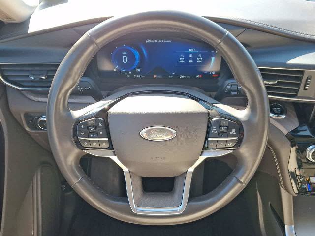 Certified 2023 Ford Explorer Platinum AWD/4WD image 22