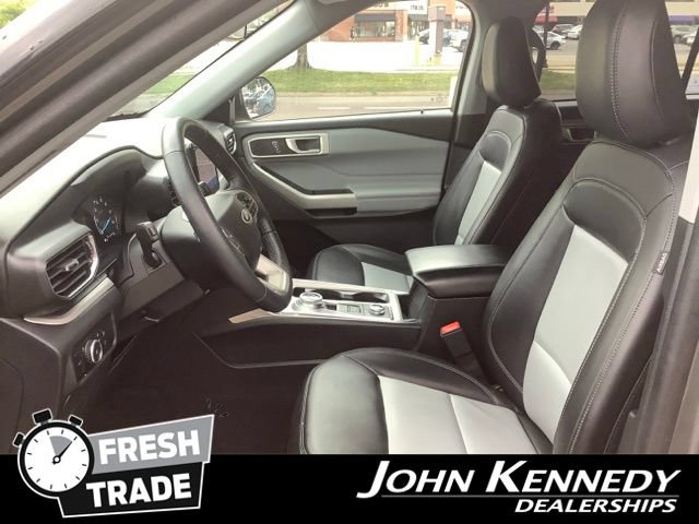 Certified 2023 Ford Explorer XLT w/ Equipment Group 202A AWD/4WD image 11
