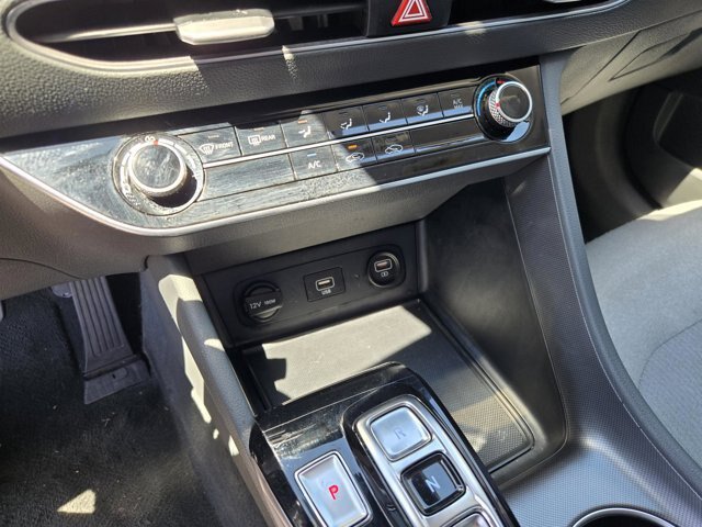Used 2022 Hyundai Sonata SE FWD image 22