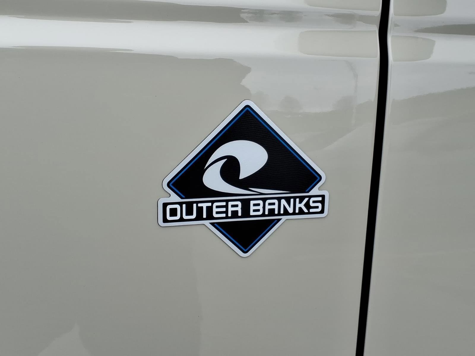 Certified 2025 Ford Bronco Outer Banks image 6