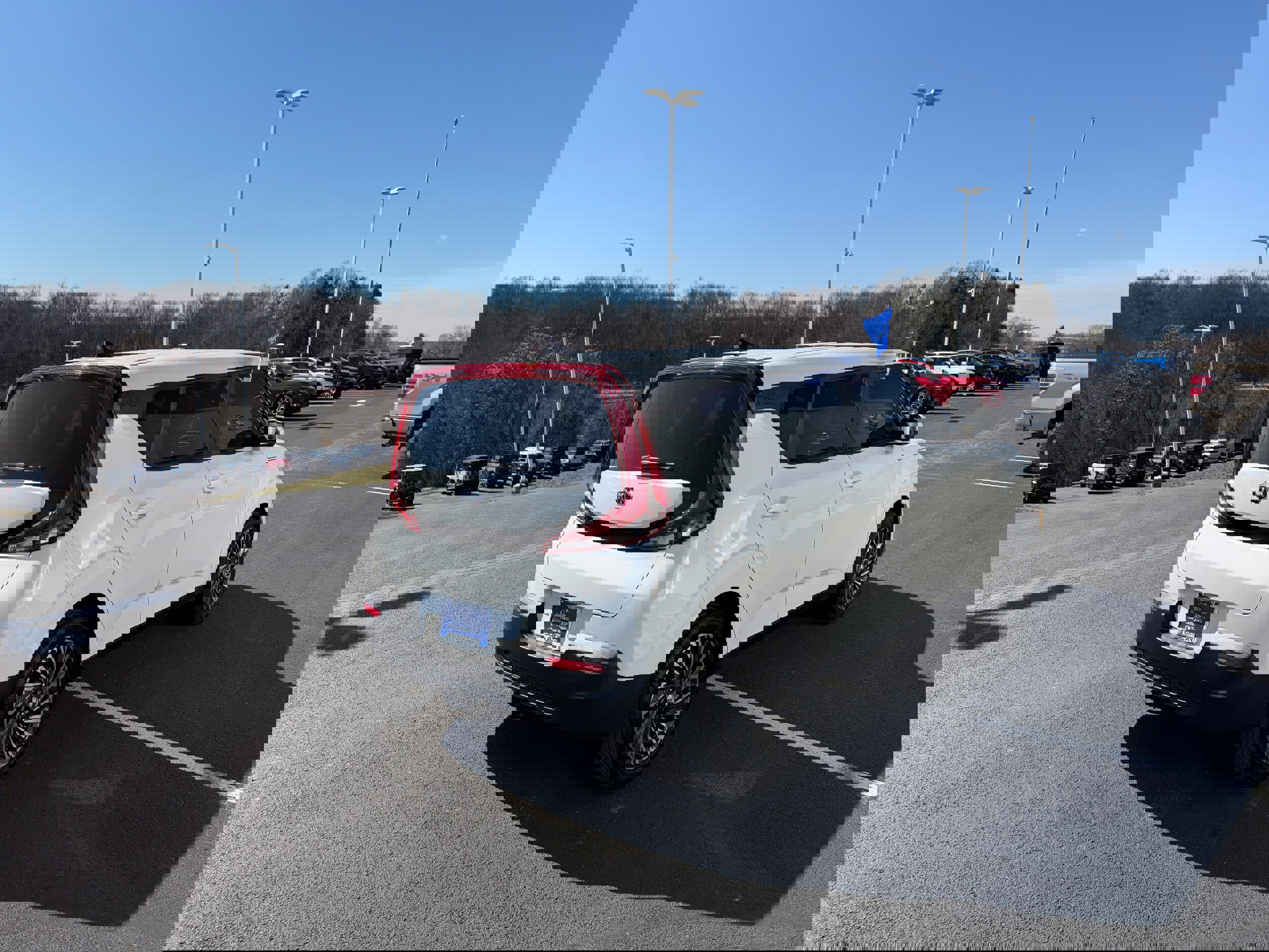 Used 2020 Kia Soul LX image 3