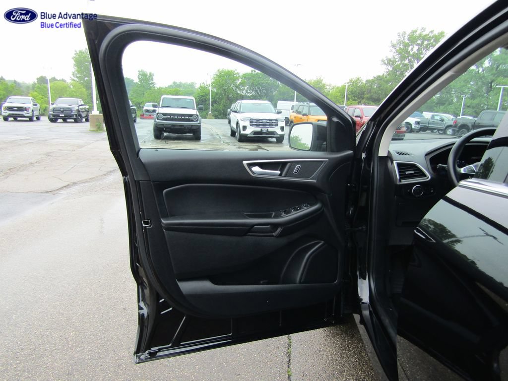 Certified 2024 Ford Edge SEL w/ Convenience Package AWD/4WD image 28