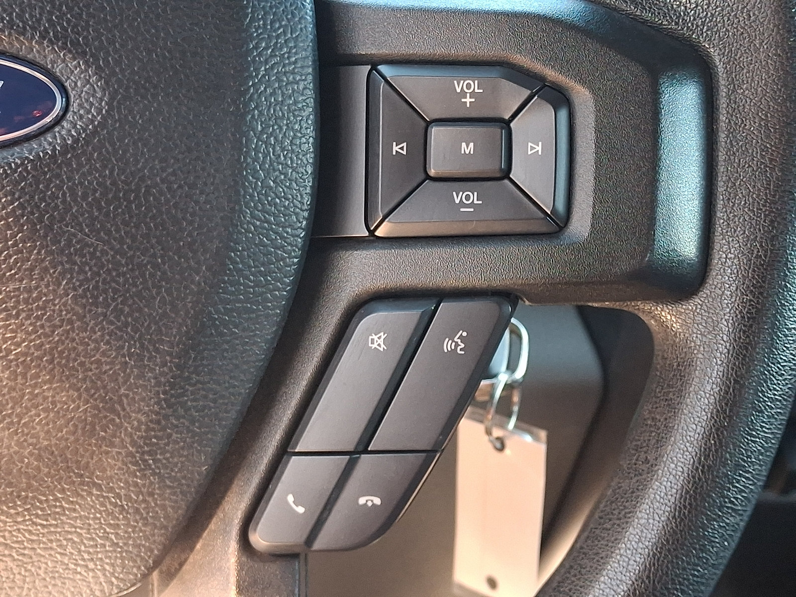 Certified 2018 Ford F250 XLT w/ XLT Premium Package AWD/4WD image 23