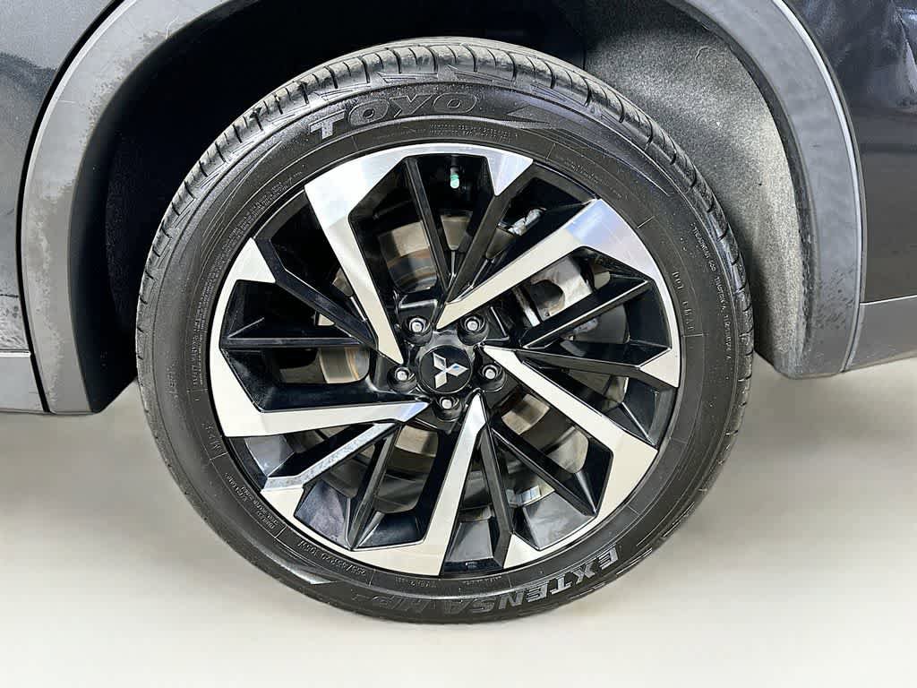 Used 2023 Mitsubishi Outlander SE FWD image 8