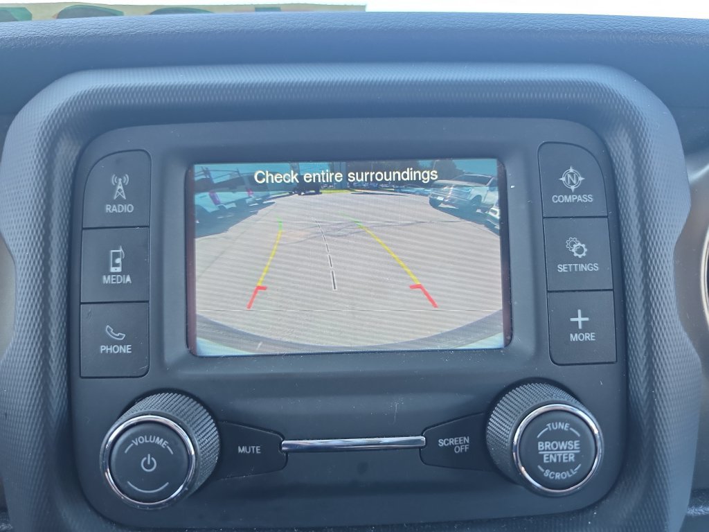 Used 2018 Jeep Wrangler Unlimited Sport S AWD/4WD image 35
