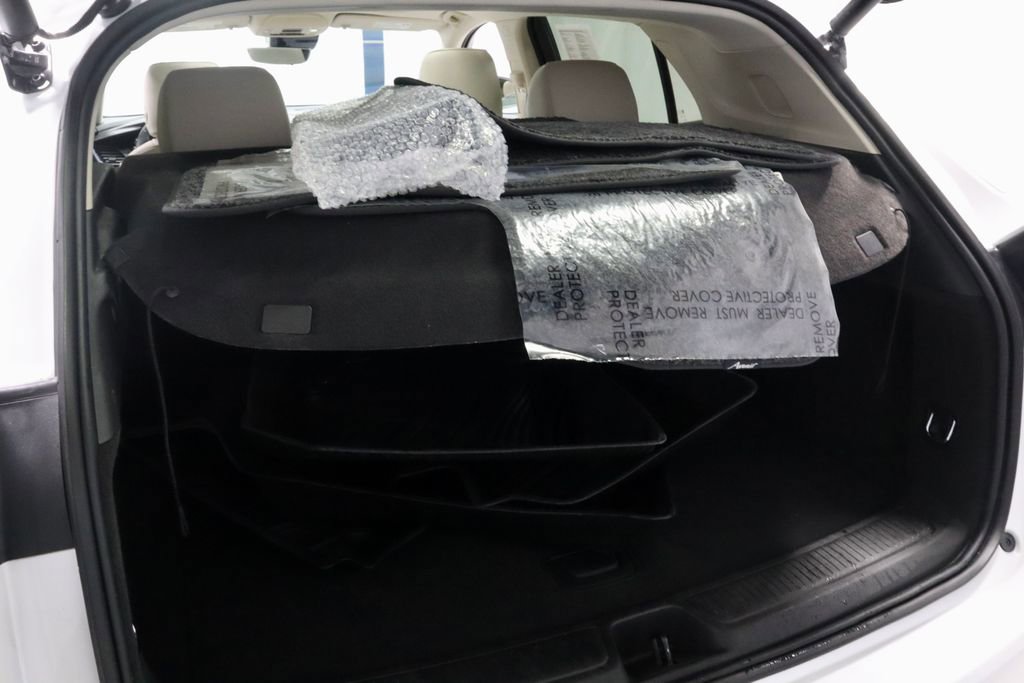 Used 2023 Buick Envision Avenir AWD/4WD image 16