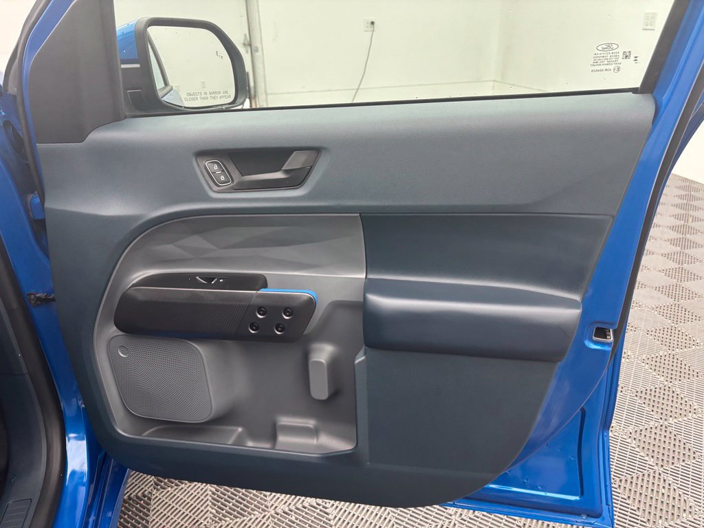 Certified 2025 Ford Maverick Lobo AWD/4WD image 30