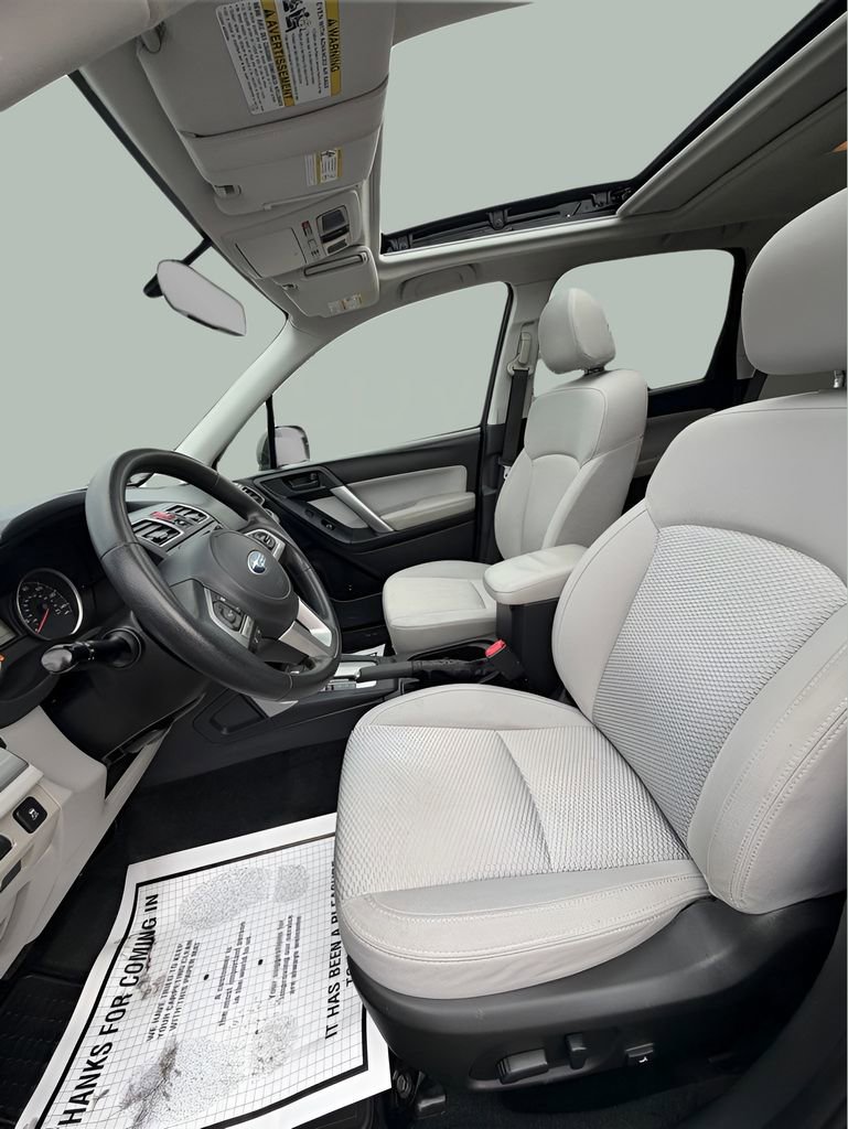 Used 2018 Subaru Forester 2.5i Premium w/ All-Weather Package AWD/4WD image 10