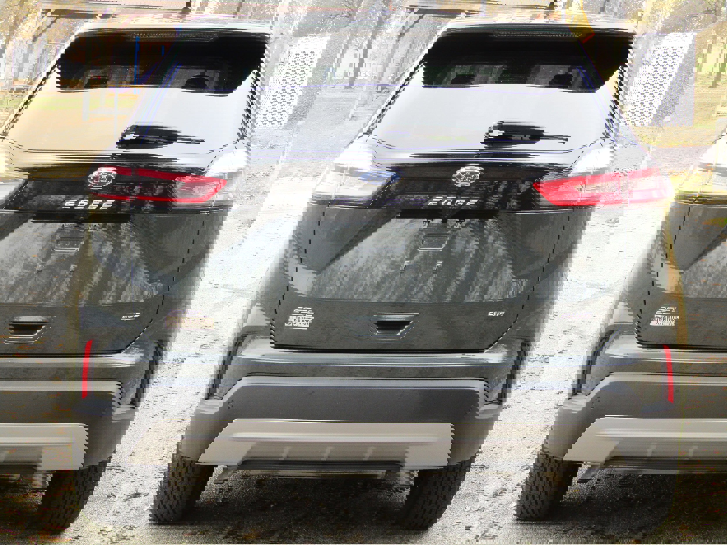 Certified 2024 Ford Edge SEL w/ Convenience Package image 3