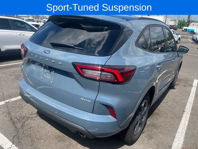 Certified 2023 Ford Escape ST-Line w/ Tech Pack #1 AWD/4WD image 5