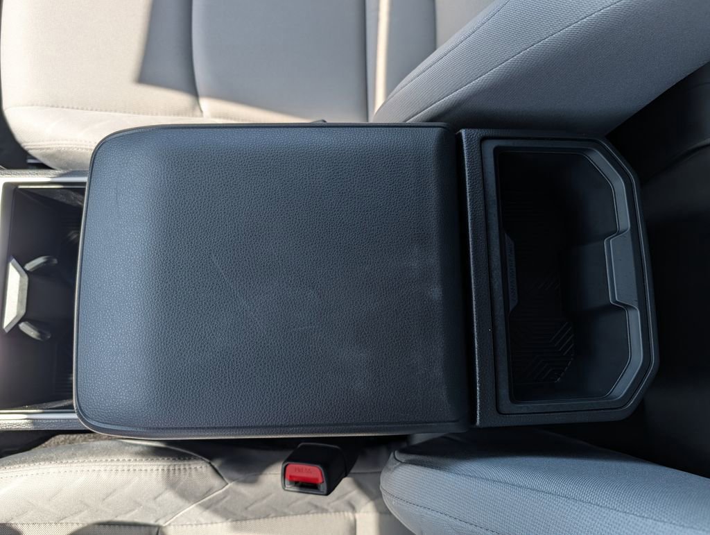 Used 2025 Toyota Tacoma SR5 AWD/4WD image 15