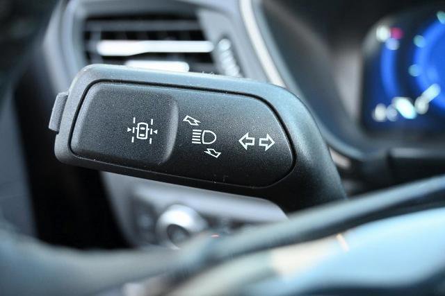 Certified 2022 Ford Escape SEL w/ Technology Package image 35