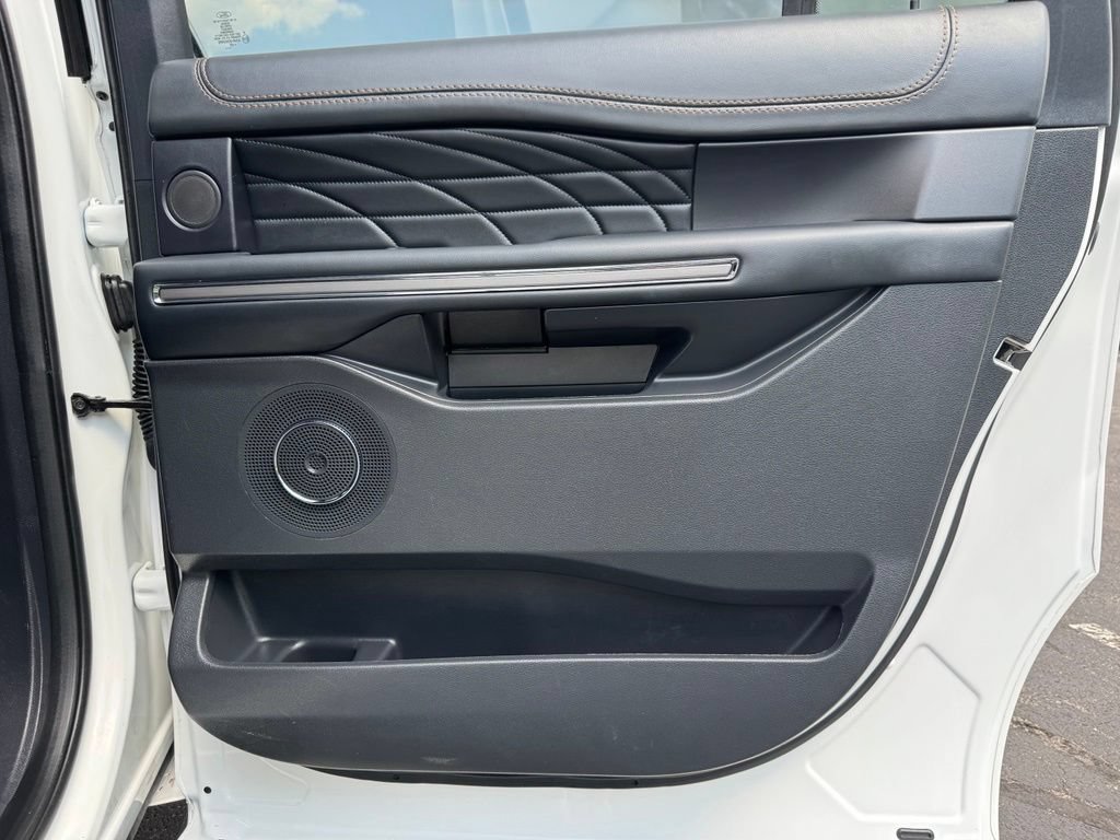 Certified 2023 Ford Expedition Max Platinum AWD/4WD image 24