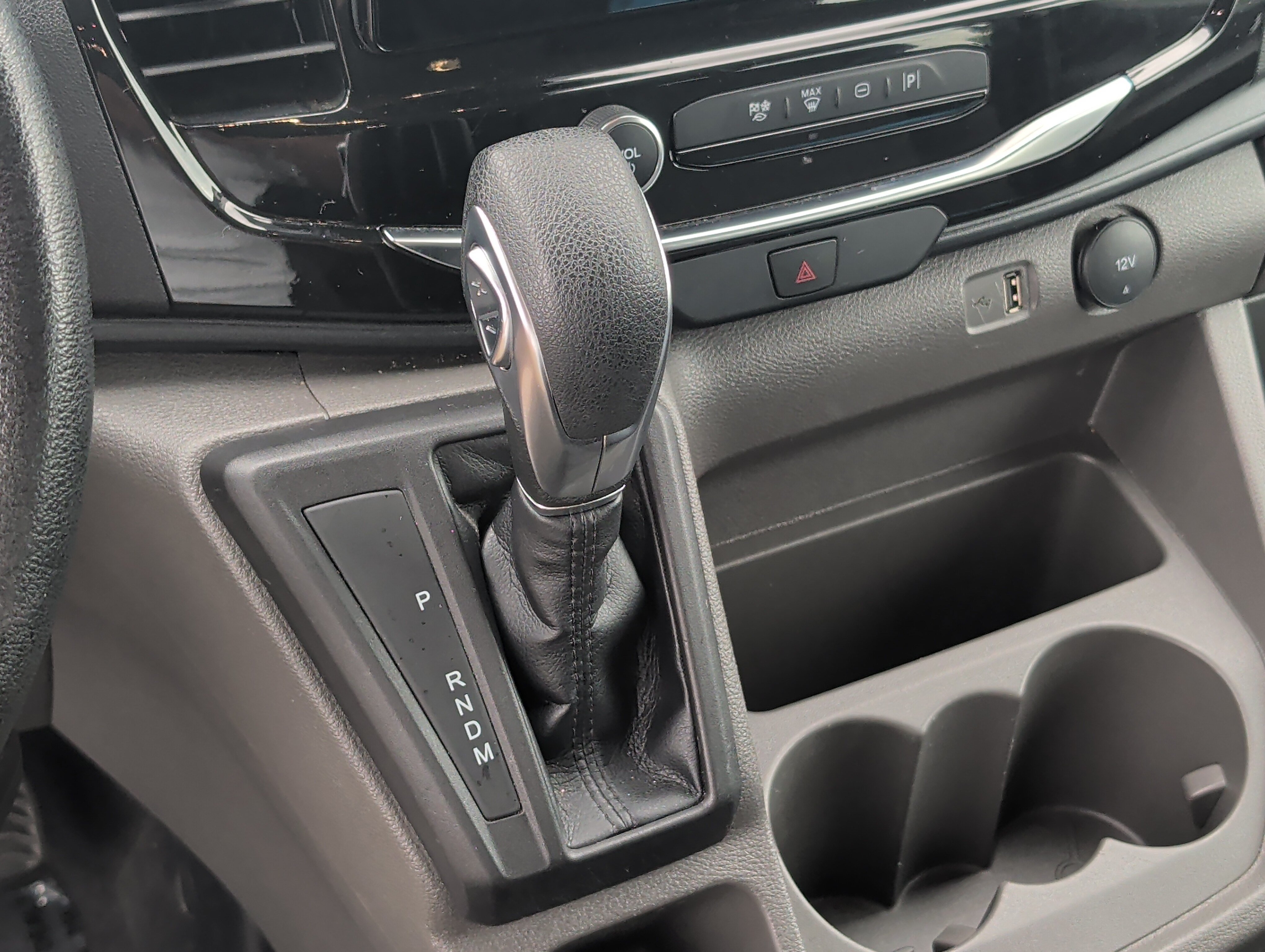 Certified 2024 Ford Transit 350 XLT RWD image 24