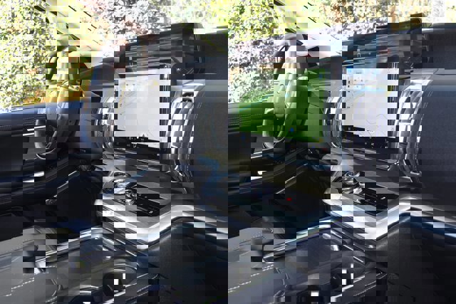 Certified 2025 Ford Expedition Platinum image 10