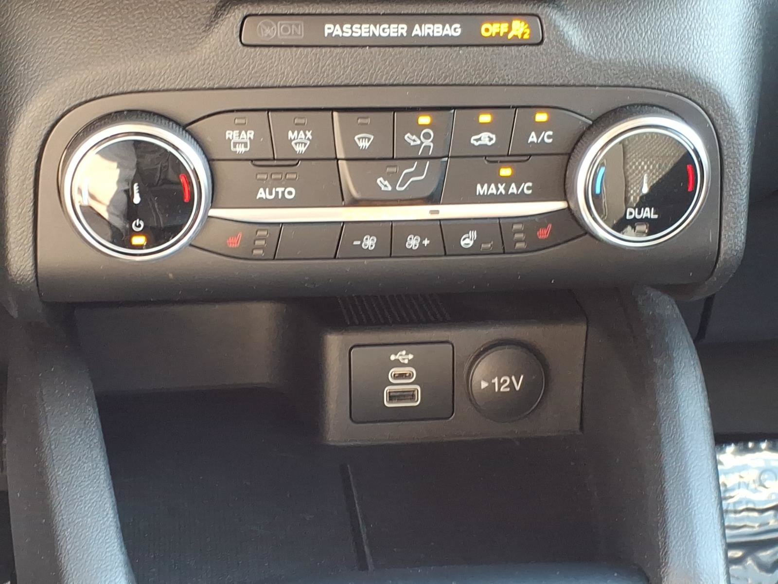 Certified 2024 Ford Escape Active AWD/4WD image 20
