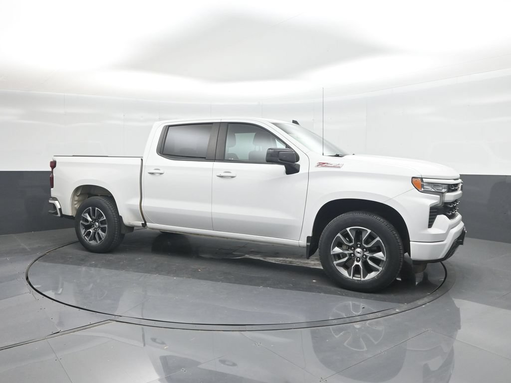 Used 2023 Chevrolet Silverado 1500 RST w/ Z71 Off-Road Package AWD/4WD image 11
