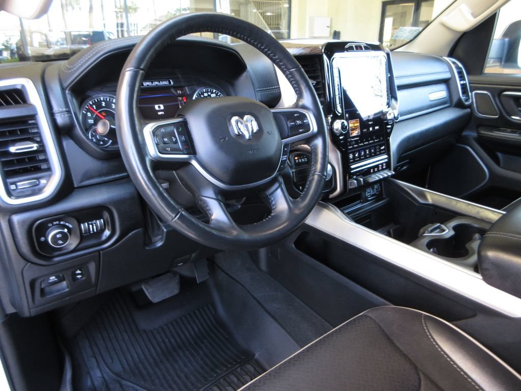 Used 2020 RAM 1500 Laramie RWD image 14