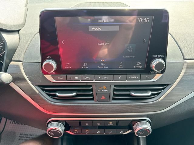 Used 2025 Nissan Altima 2.5 SV FWD image 16