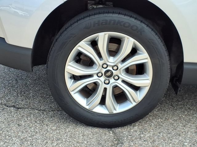 Certified 2023 Ford Edge Titanium w/ Class II Trailer Tow Package AWD/4WD image 7