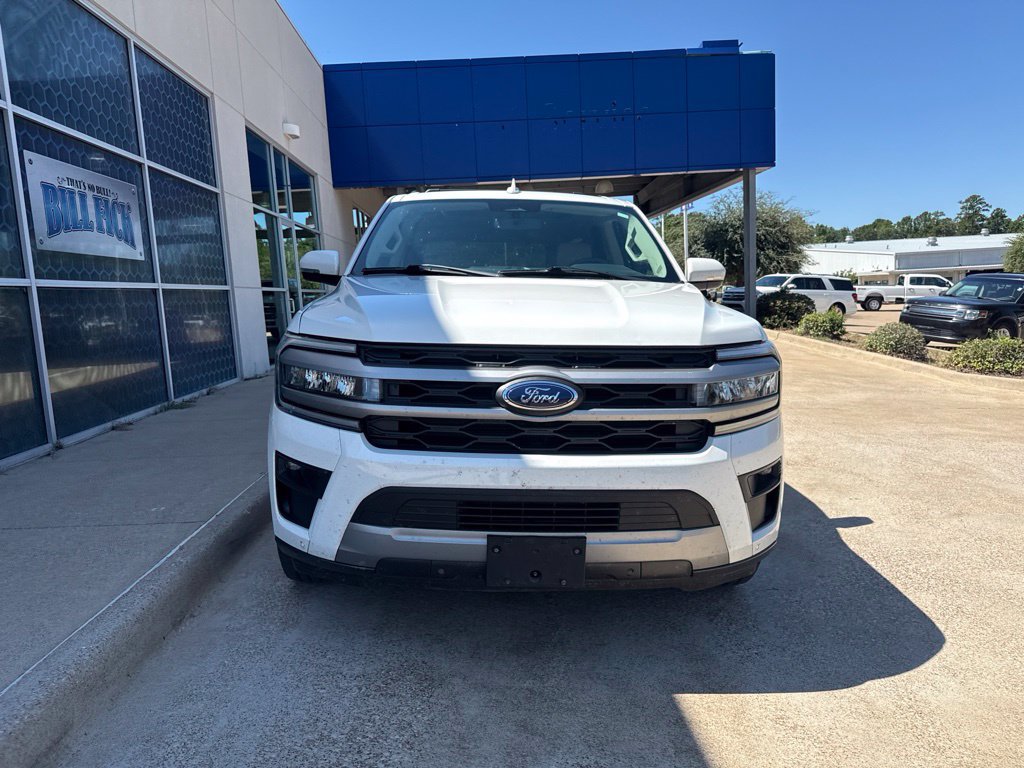 Certified 2022 Ford Expedition XLT RWD image 3