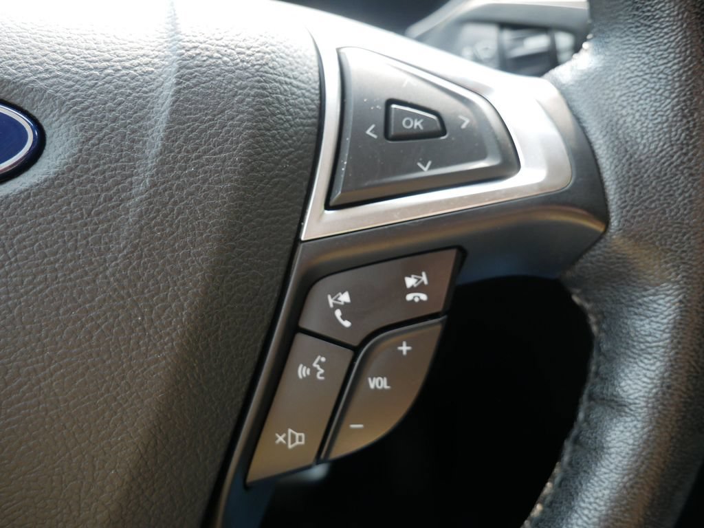 Certified 2020 Ford Fusion SEL FWD image 18