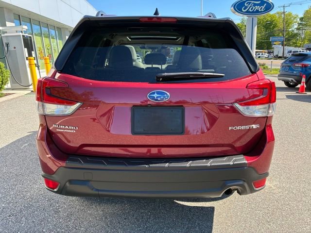 Used 2024 Subaru Forester Premium AWD/4WD image 4