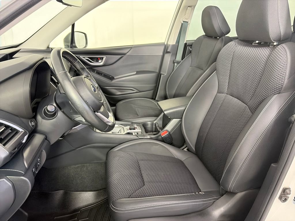 Used 2023 Subaru Forester Premium AWD/4WD image 11
